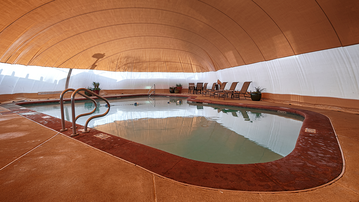 Swimming-Pool-Domed
